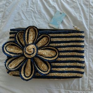 Mud Pie Staw Clutch